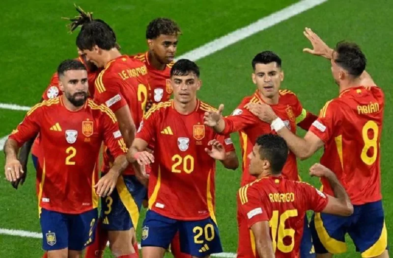 Phong độ Thổ Nhĩ Kỳ vs Tây Ban Nha đều khá tốt