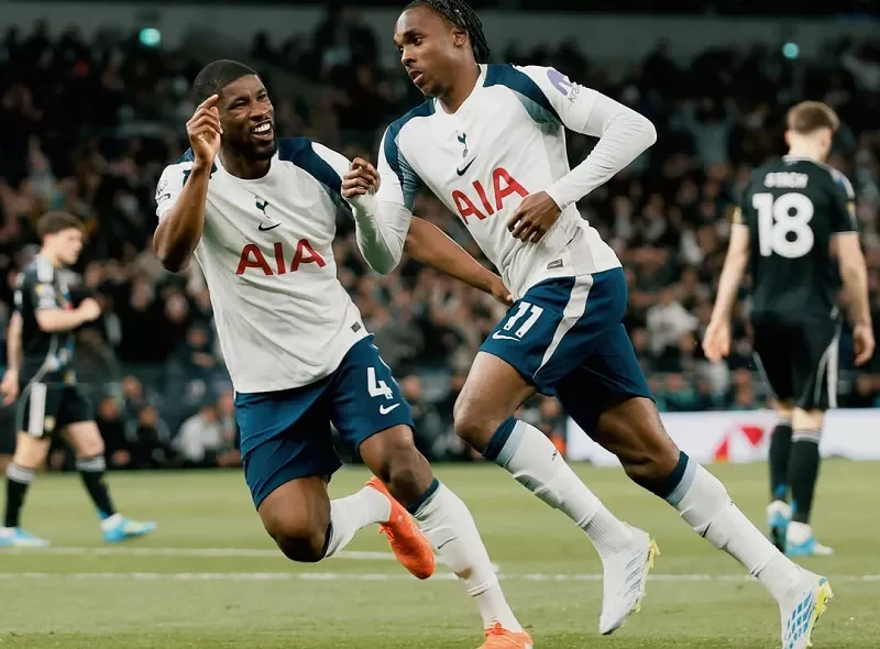 Phong độ của Chelsea vs Tottenham đều thiếu ổn định
